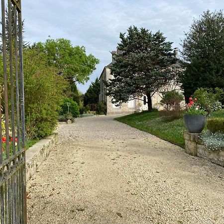 Domaine De La Perthuiserie Saint-Porchaire Dış mekan fotoğraf
